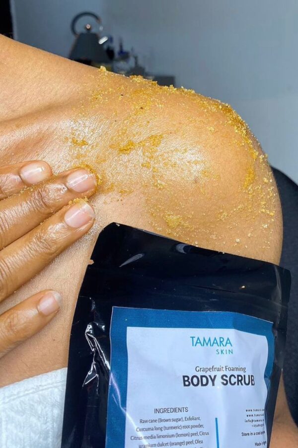 Grapefruit Foaming Body Scrub - Image 4